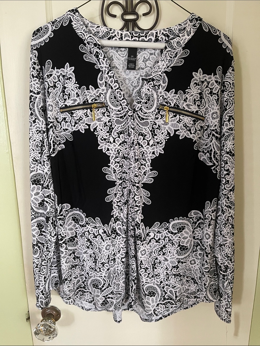 Black & White Lace-Print V-Neck Blouse with Zip Pockets